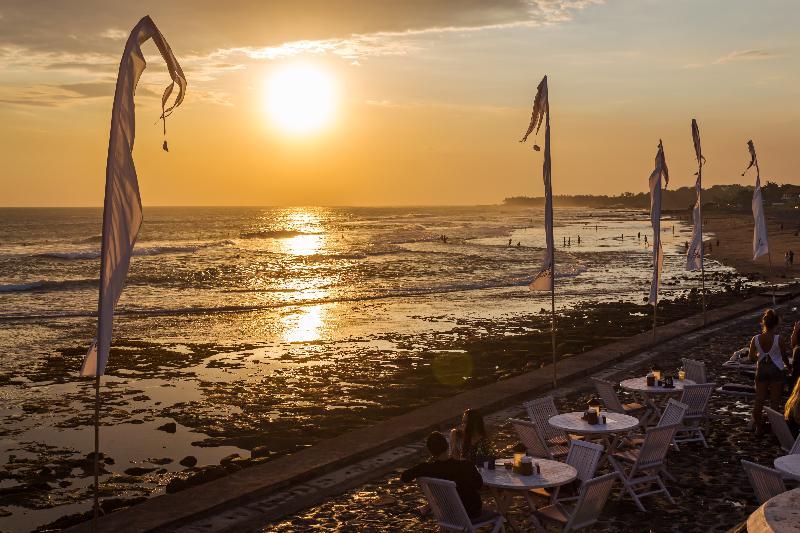 The Kirana Canggu Hotel Dış mekan fotoğraf