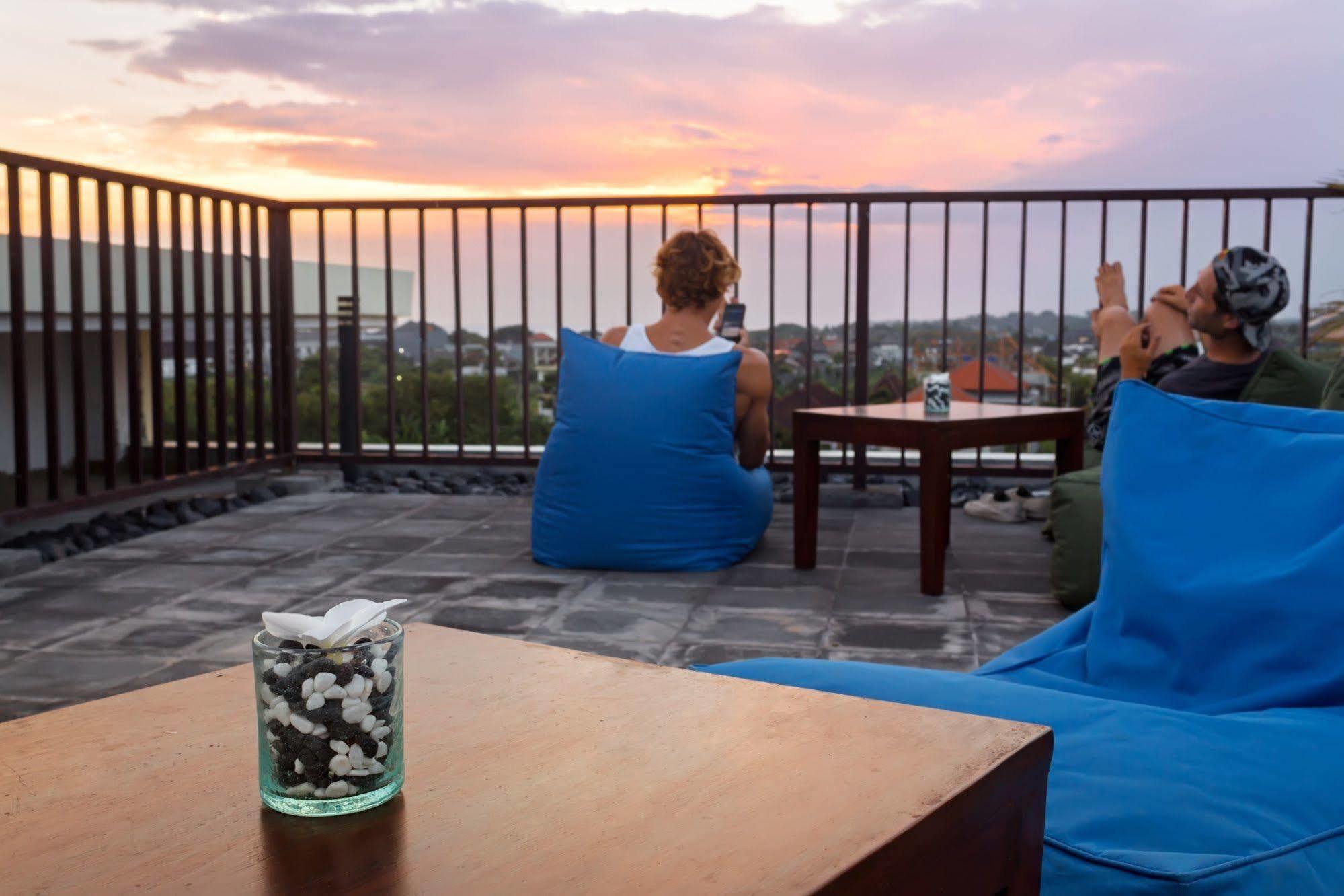 The Kirana Canggu Hotel Dış mekan fotoğraf