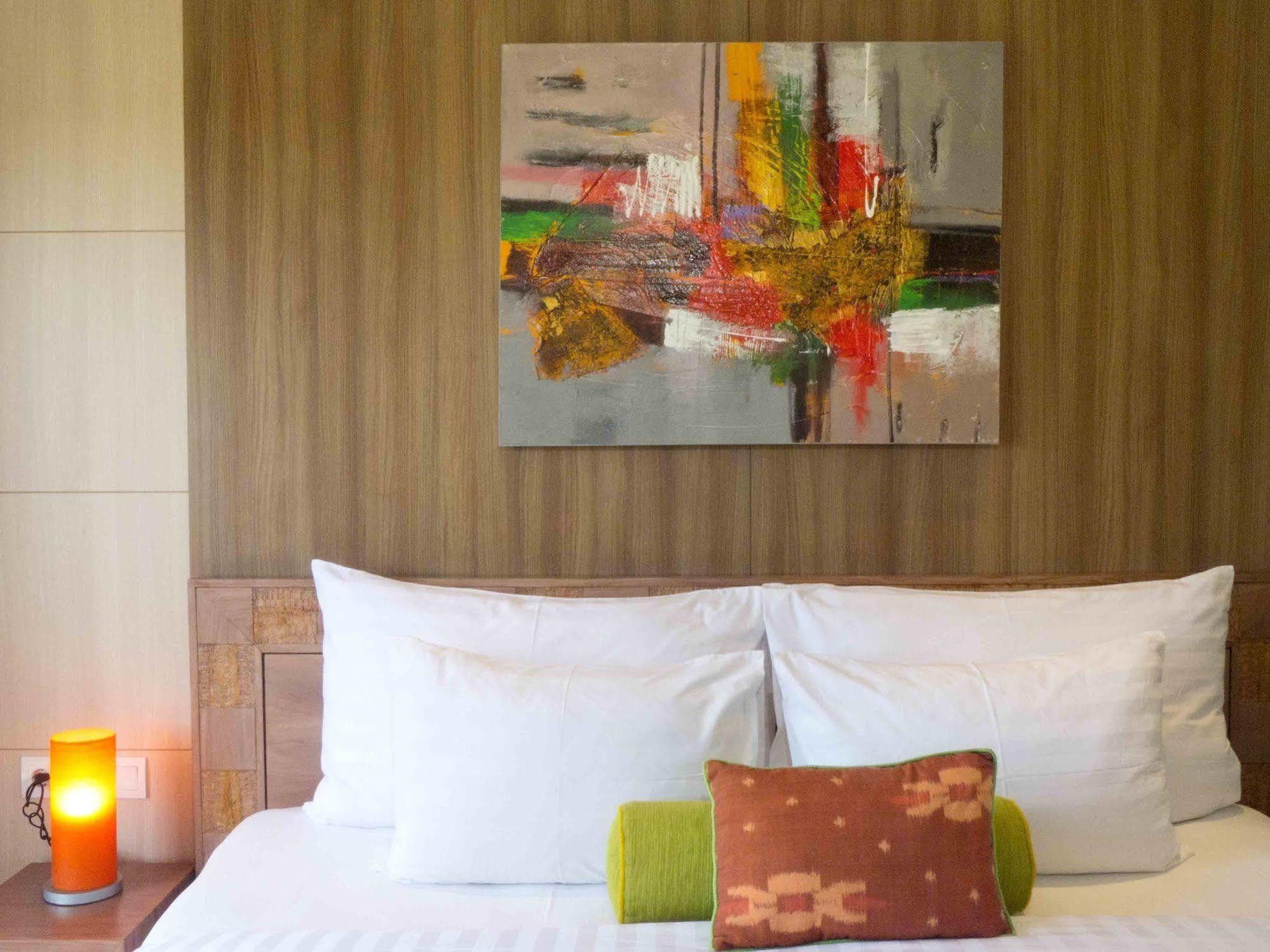 The Kirana Canggu Hotel Dış mekan fotoğraf